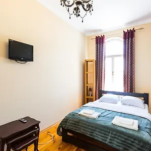 https://apartments-in-na-vul-26.hotelslviv.net