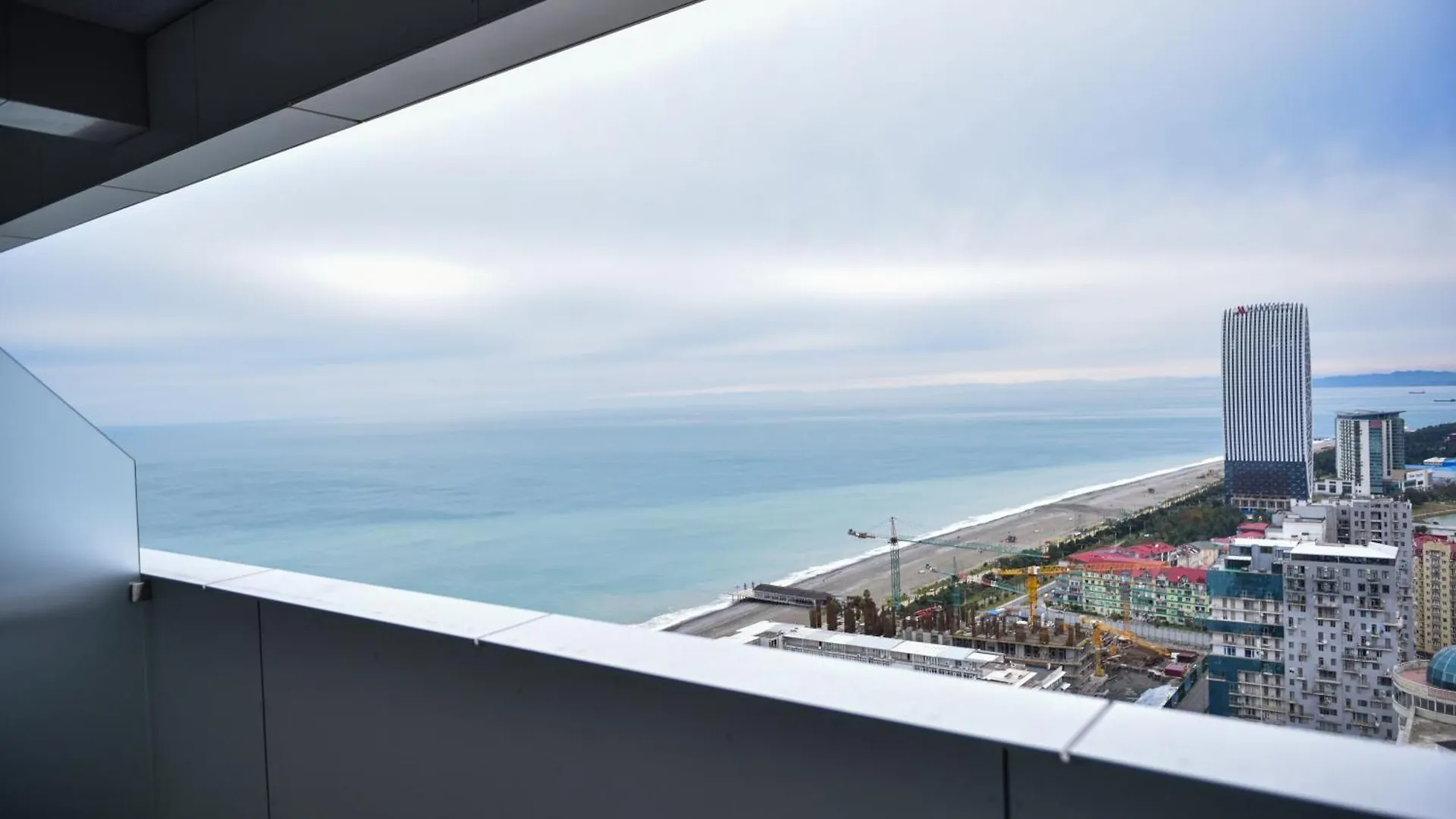 Premium Apartments - The Star Of Batumi Palace