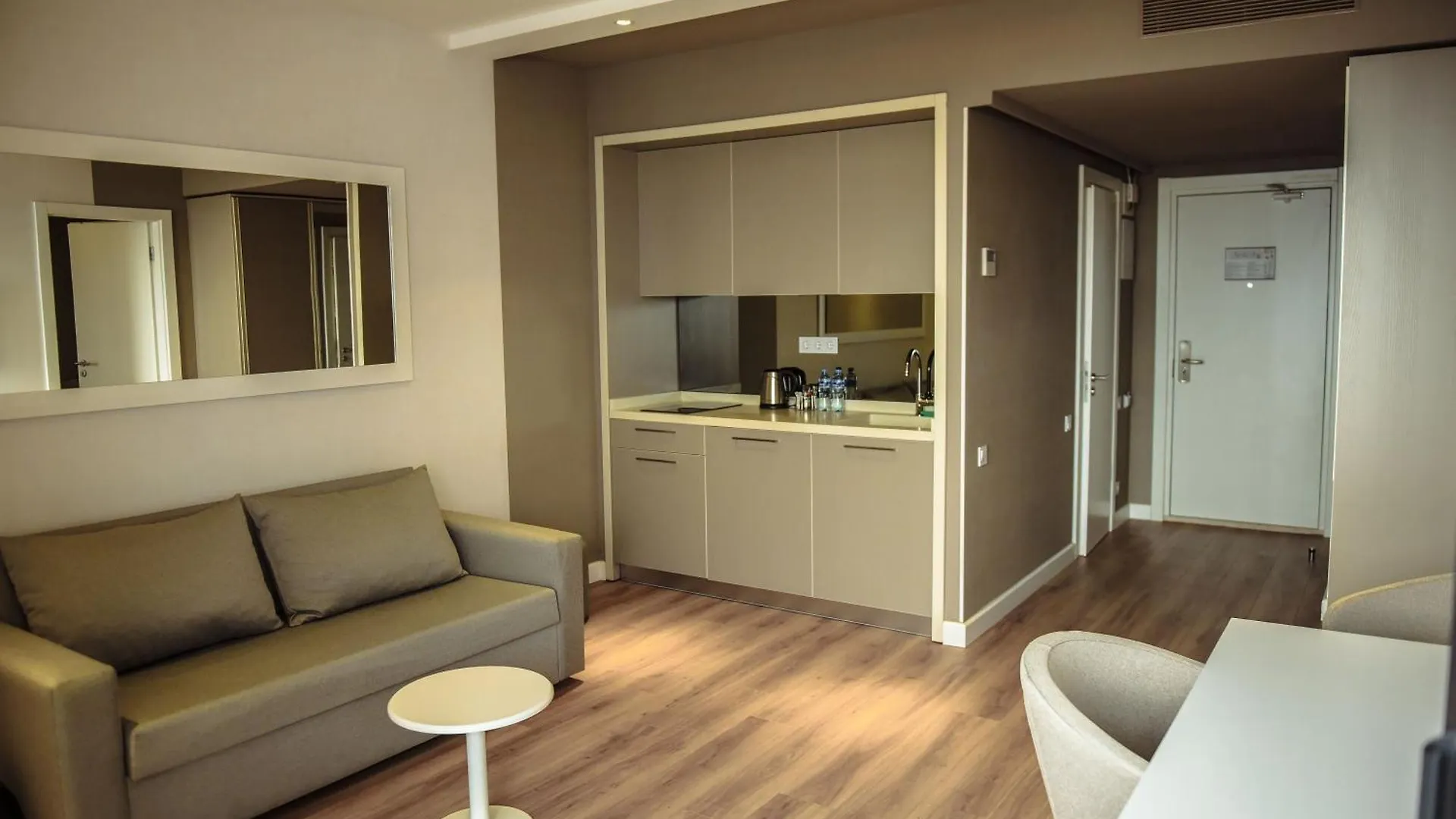 Premium Apartments - The Star Of Batumi Palace